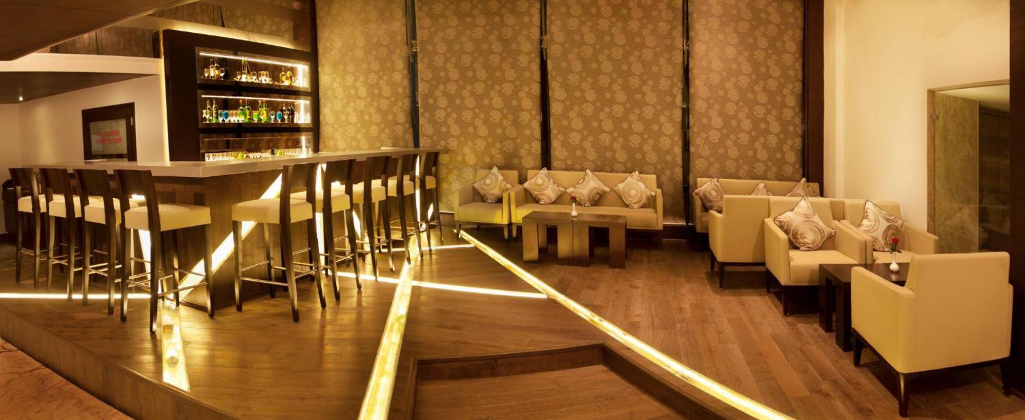 Treehouse Queens Pearl Gurgaon Zewnętrze zdjęcie
