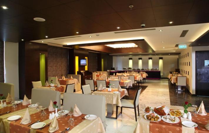 Treehouse Queens Pearl Gurgaon Zewnętrze zdjęcie